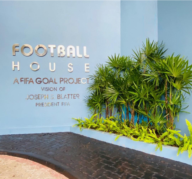 FOOT BALL HOUSE